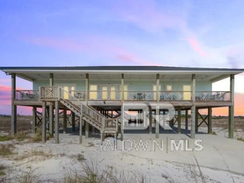 2671 Ponce De Leon Court, Gulf Shores, AL 36542