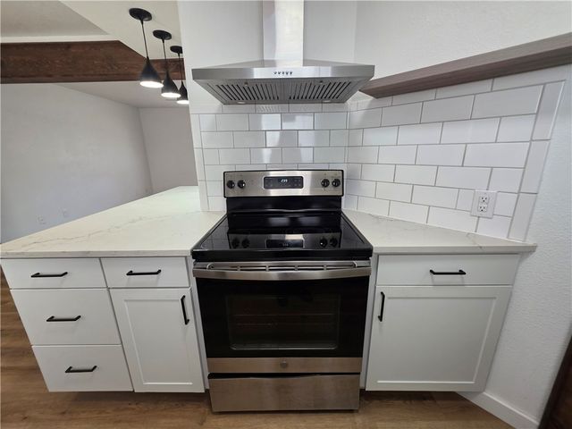 2400 SE Jayel Terrace 1, Bentonville, AR 72712