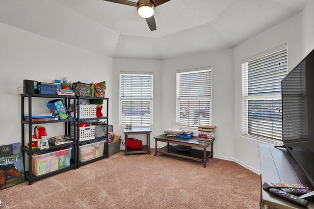 9001 Mossy Creek Lane, Fort Worth, TX 76123