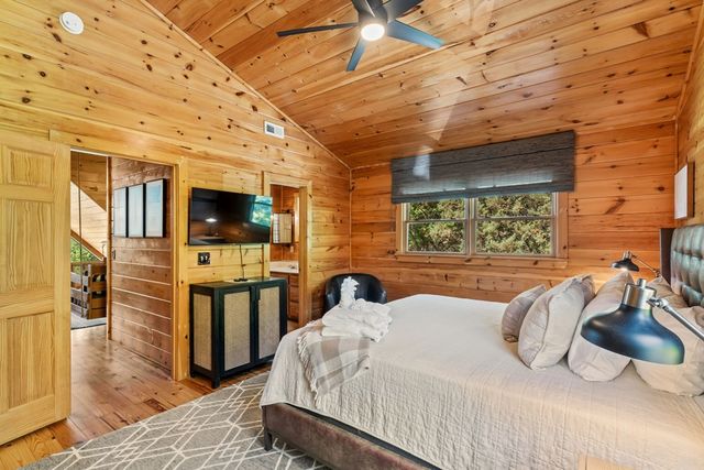 229 Old Mill Pond Road, Mineral Bluff, GA 30559