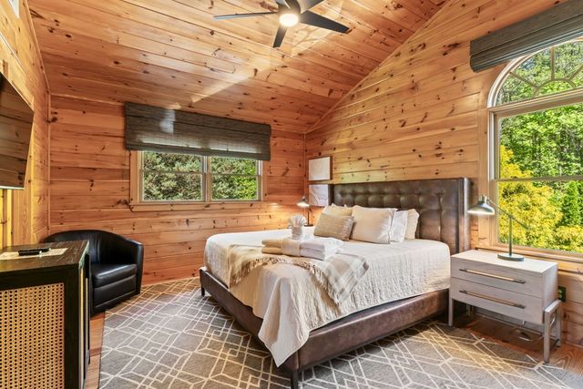 229 Old Mill Pond Road, Mineral Bluff, GA 30559