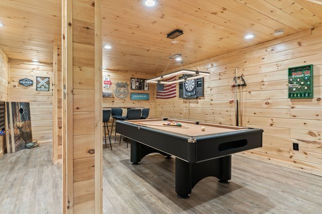 229 Old Mill Pond Road, Mineral Bluff, GA 30559