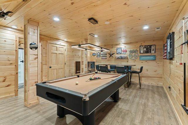 229 Old Mill Pond Road, Mineral Bluff, GA 30559