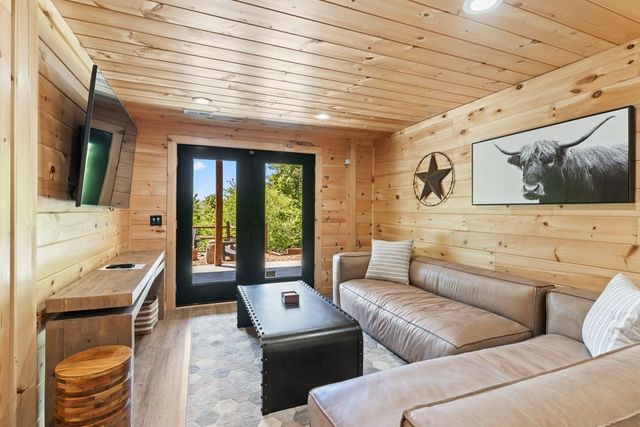 229 Old Mill Pond Road, Mineral Bluff, GA 30559