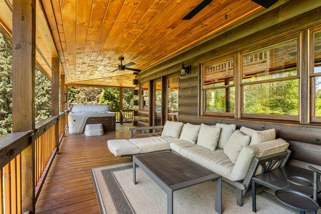 229 Old Mill Pond Road, Mineral Bluff, GA 30559