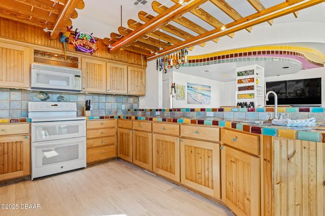 6618 S Atlantic Avenue, New Smyrna Beach, FL 32169