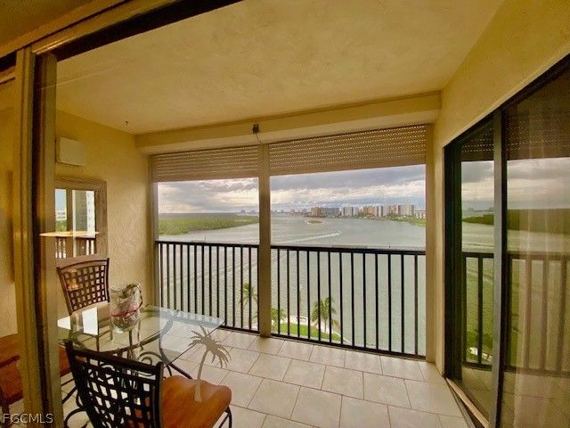 400 Lenell RD 702, Fort Myers Beach, FL 33931