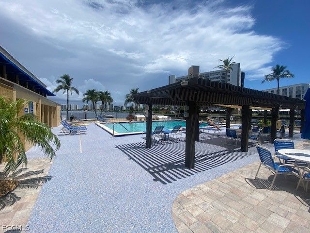 400 Lenell RD 702, Fort Myers Beach, FL 33931