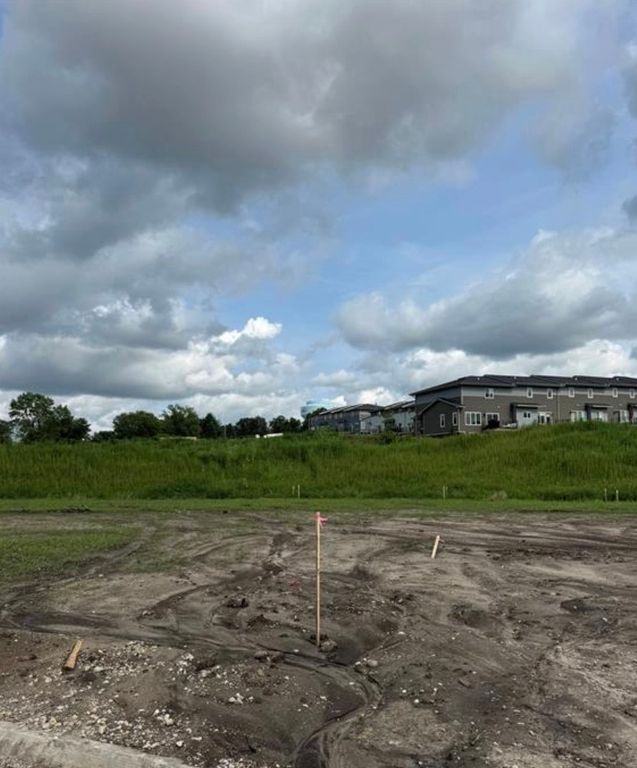 369 Napoli Avenue, West Des Moines, IA 50265