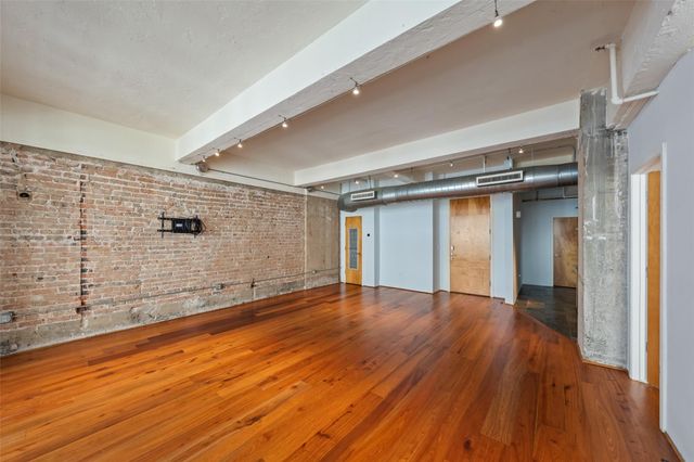 711 Main Street 601, Houston, TX 77002
