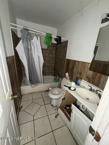 1926 SPRING DRIVE Road, Jacksonville, FL 32209