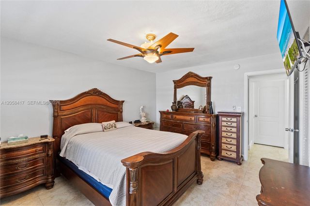 6215 W 20th Avenue 402, Hialeah, FL 33012