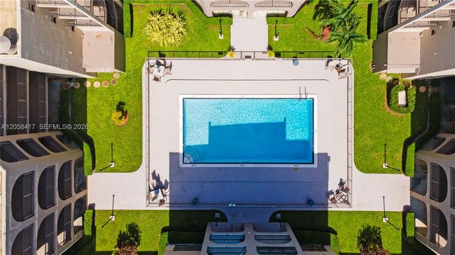 6215 W 20th Avenue 402, Hialeah, FL 33012