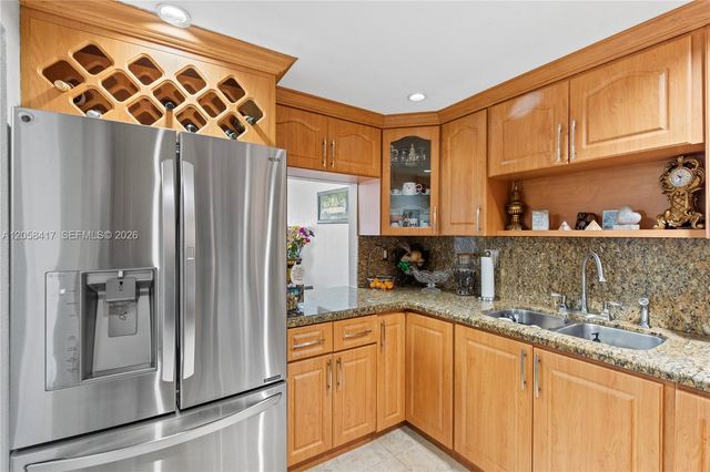 6215 W 20th Avenue 402, Hialeah, FL 33012