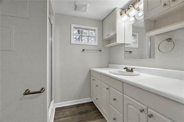 1304 NW 65th Terrace, Kansas City, MO 64118