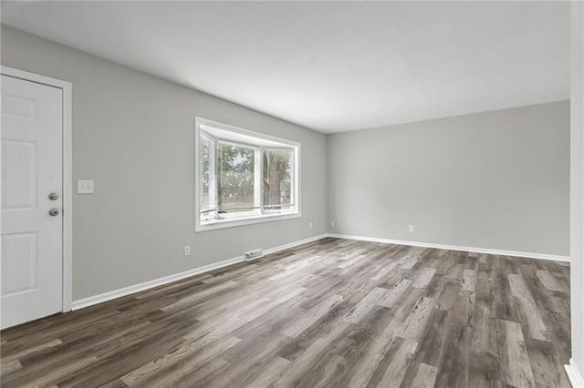 1304 NW 65th Terrace, Kansas City, MO 64118
