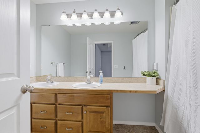 891 W Pembrook Avenue, Nixa, MO 65714