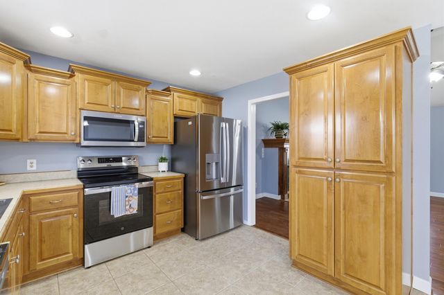 891 W Pembrook Avenue, Nixa, MO 65714