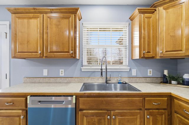 891 W Pembrook Avenue, Nixa, MO 65714