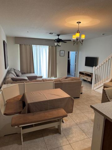 3063 SW Otter Lane, Stuart, FL 34997