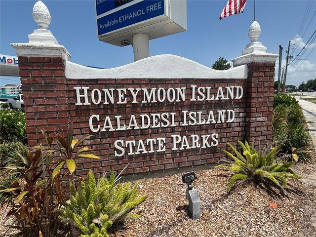 1515 BAYSHORE BOULEVARD 26, Dunedin, FL 34698