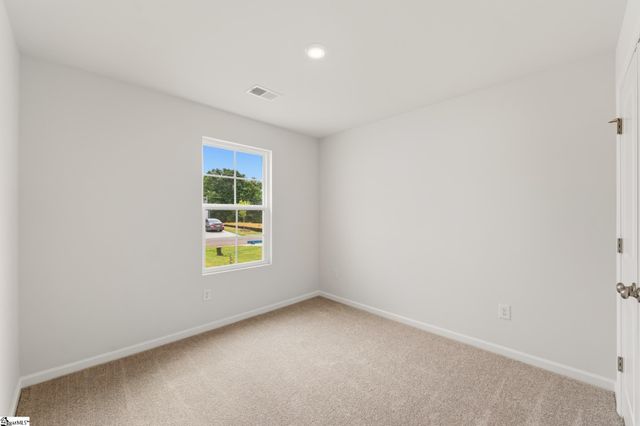 131 Cloverfield Lane, Spartanburg, SC 29303