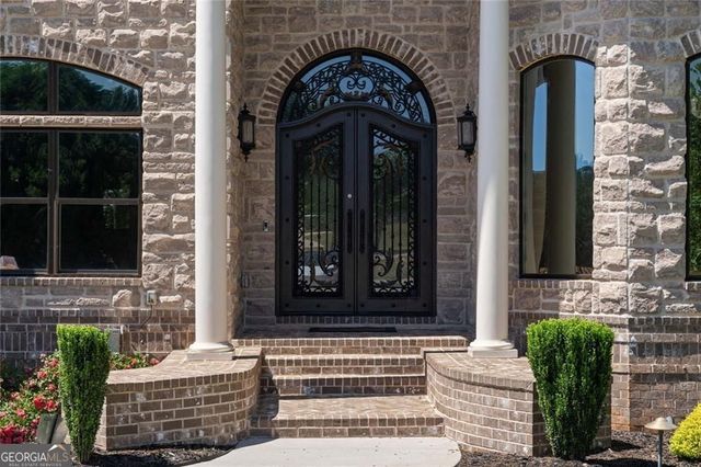 1804 Lake Pointe Circle, Locust Grove, GA 30248