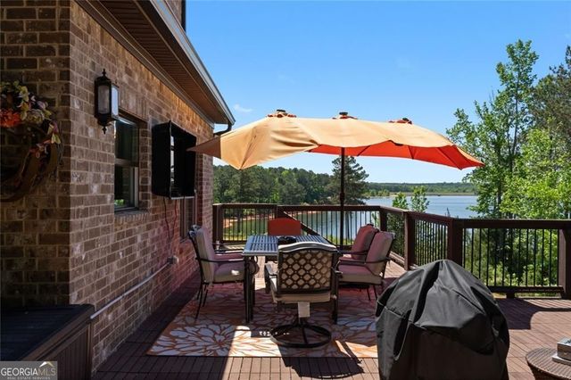 1804 Lake Pointe Circle, Locust Grove, GA 30248