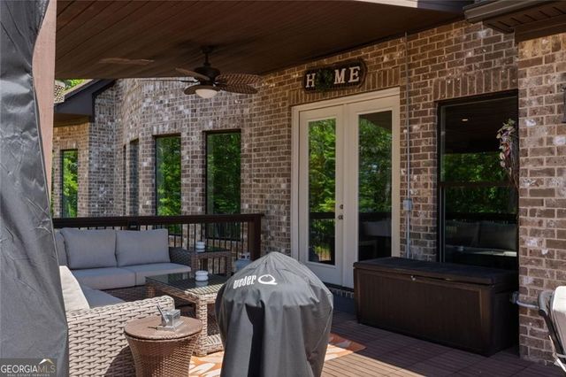 1804 Lake Pointe Circle, Locust Grove, GA 30248