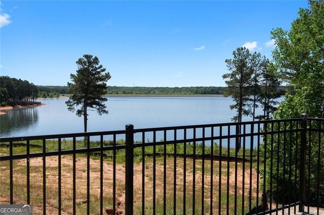 1804 Lake Pointe Circle, Locust Grove, GA 30248