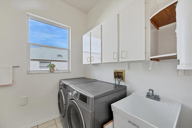 306 BAYSIDE PARKWAY, Nokomis, FL 34275