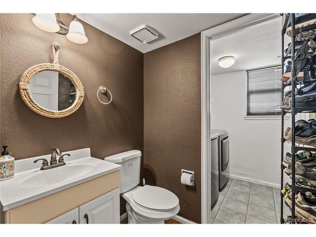 317 Wessex Cir, Highlands Ranch, CO 80126