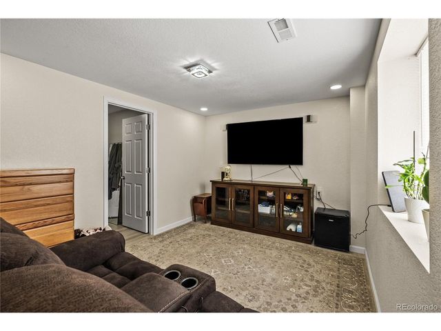 317 Wessex Cir, Highlands Ranch, CO 80126
