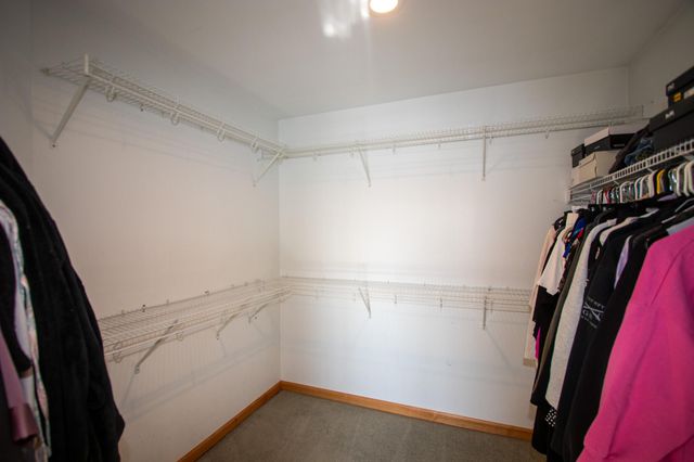 9741 Whitehall Garden, Munster, IN 46321