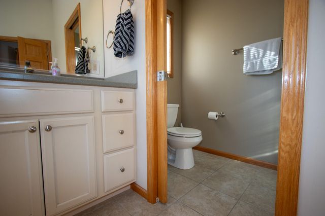 9741 Whitehall Garden, Munster, IN 46321