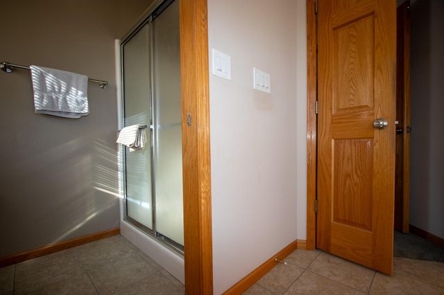 9741 Whitehall Garden, Munster, IN 46321