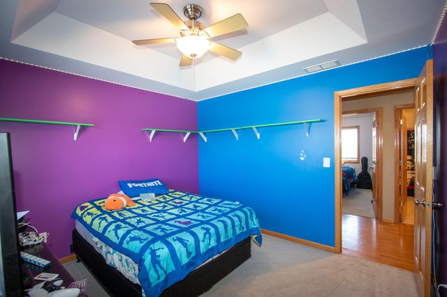 9741 Whitehall Garden, Munster, IN 46321