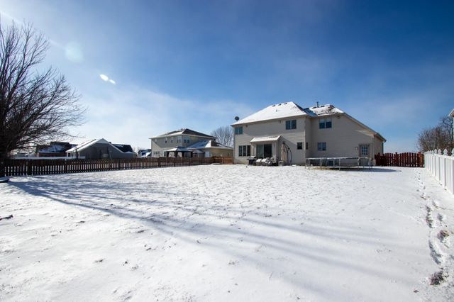 9741 Whitehall Garden, Munster, IN 46321