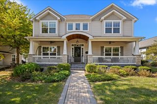 225 N Mill Street, Naperville, IL 60540