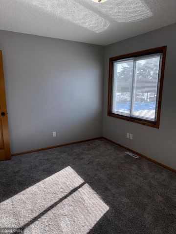 16362 Fantasia Avenue, Rosemount, MN 55068