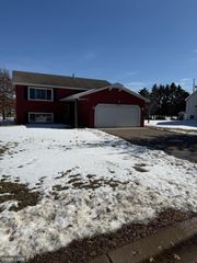 16362 Fantasia Avenue, Rosemount, MN 55068