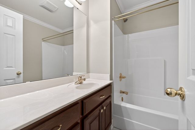 99 Hickory Ct, Mcminnville, TN 37110