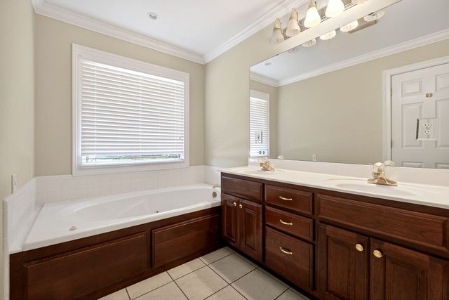 99 Hickory Ct, Mcminnville, TN 37110