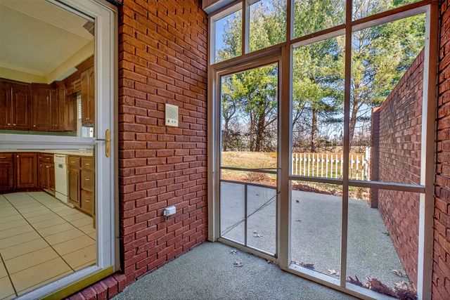 99 Hickory Ct, Mcminnville, TN 37110