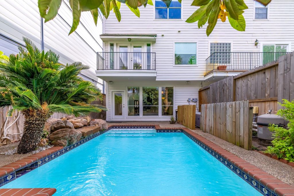 1202 Marconi Street, Houston, TX 77019