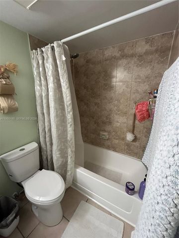 200 W Palm Circle W 104, Pembroke Pines, FL 33025