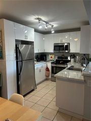 200 W Palm Circle W 104, Pembroke Pines, FL 33025