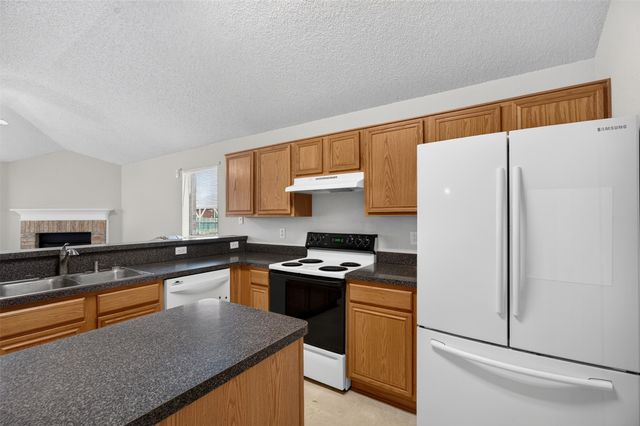 10208 Dallam Lane, Fort Worth, TX 76108