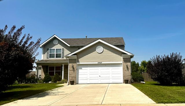 10927 Braemar Parkway E, Huntley, IL 60142