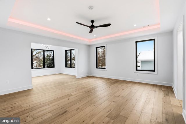 604 TAPAWINGO RD SW, Vienna, VA 22180